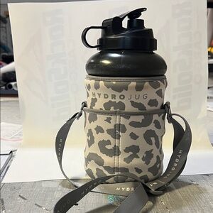 HydroJug Tan Camo Water Bottle Carrier